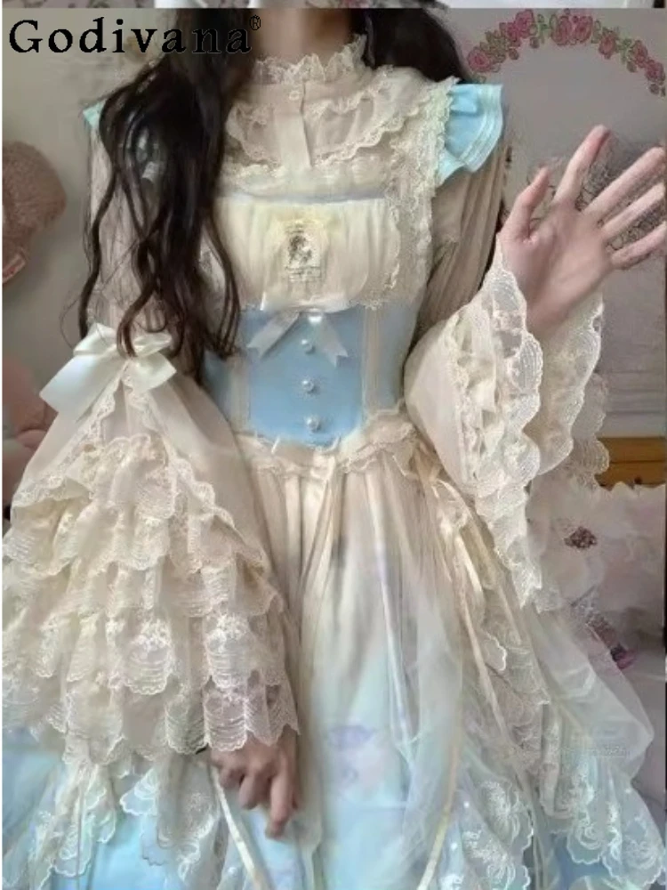 

Весенне-осенняя блузка в стиле сладкой Лолиты с расклешенными рукавами, модная универсальная молодежная блузка для девочек, сказочные рубашки с тяжелым кружевом