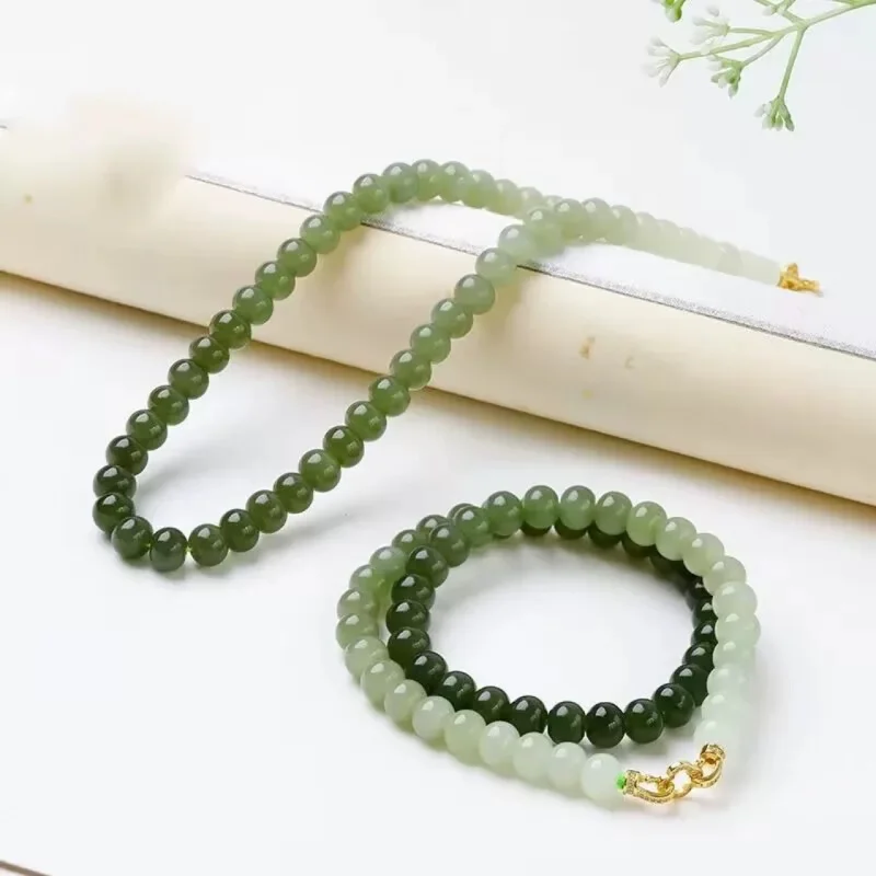 Natural Hetian Jade Gradient Color Necklace Mother'S Day Mom Or Grandma