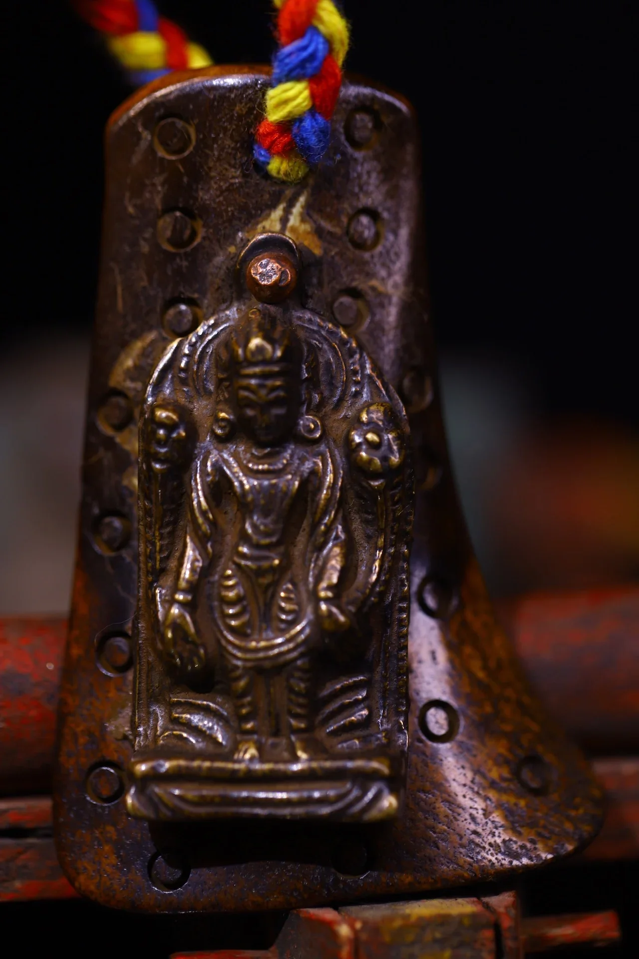

3"Tibetan Temple Collection Old Gabbra Buddha clothing pieces Mosaic Bronze Green Tara Station Buddha Pendant Amulet Dharam