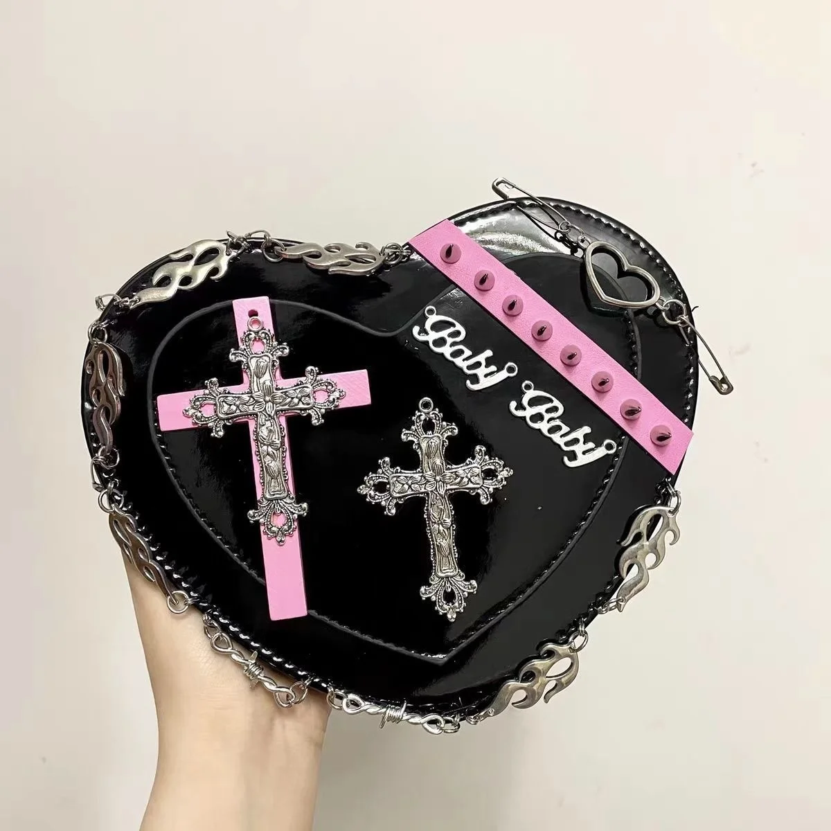 

Homemade Y2K Cross Punk Rivet Lolita Bag Subcultural Millennium Spicy Girl Gothic Crossbody Bag