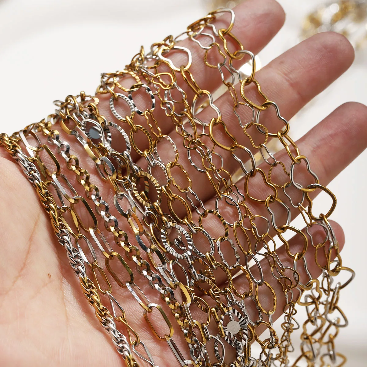 1 Meter Edelstahl-Ovalketten für die Schmuckherstellung, Halsketten, Armbänder, Gliederketten, Gold-Stahl-Mix, Schmuckketten, Accessoires – Detail 6