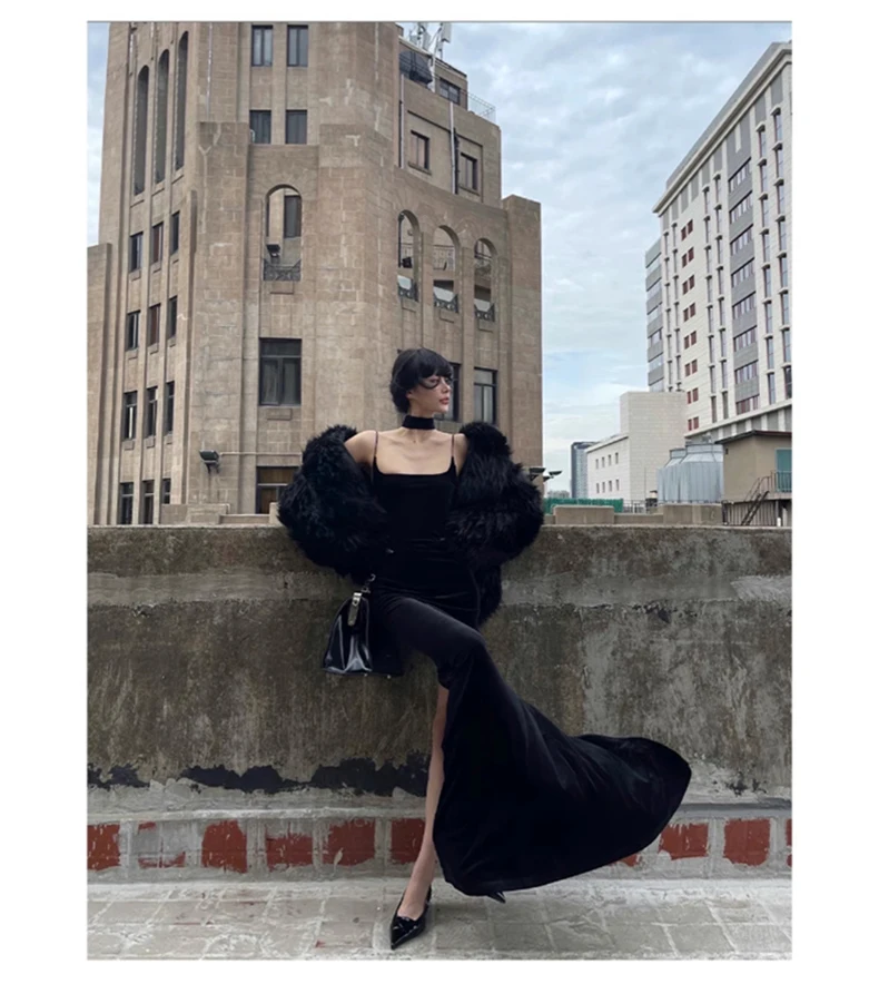 Lautaro Winter Cool Oversized Casual Soft Thick Warm Black Hariy Shaggy Faux Fur Coat Women Turn-down Collar Fluffy Jacket 2023