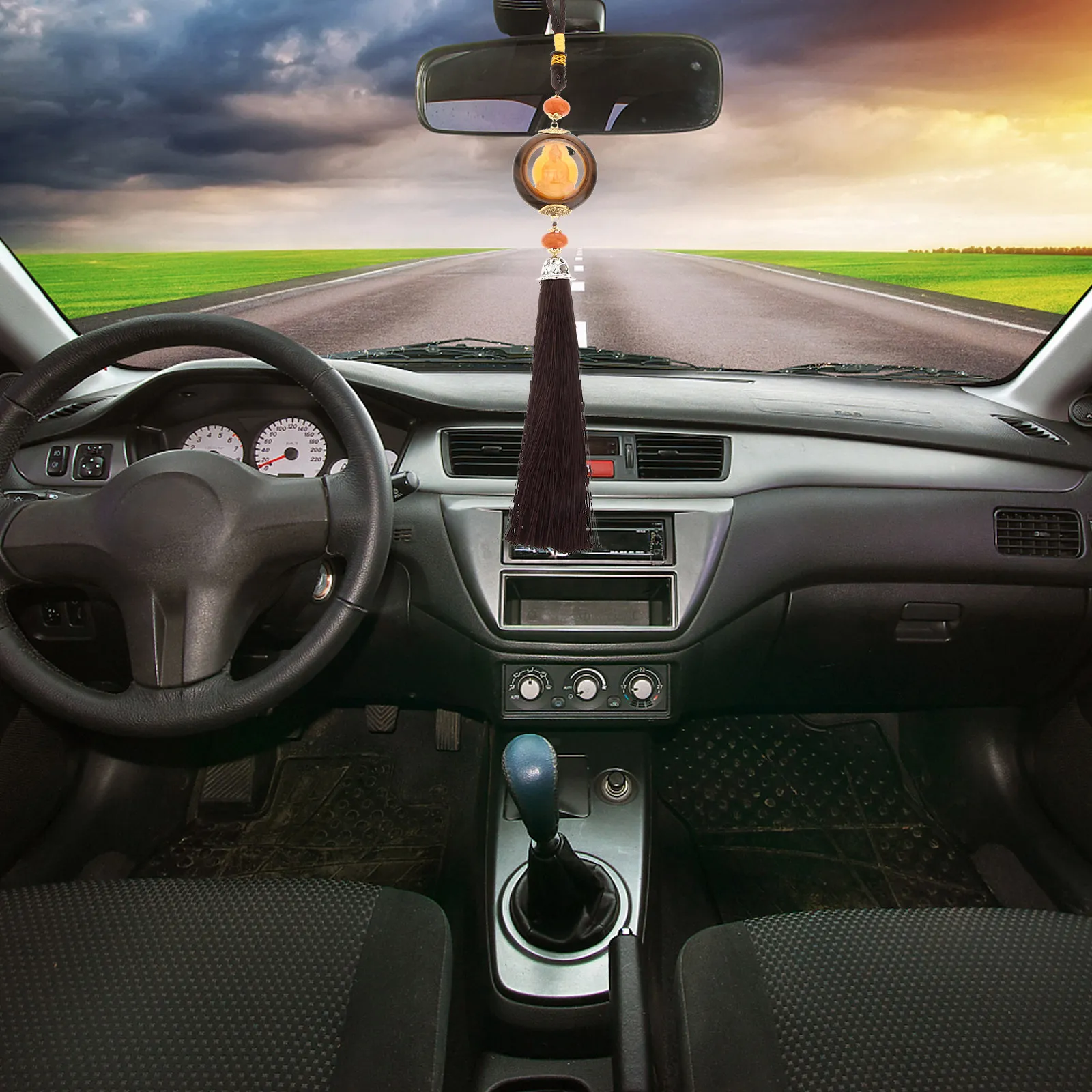 Wood Guanyin Car Pendant Feng Shui Hanging Ornament for Auto Interior Blessing Fortune Success Decor Elegant Buddhist Car
