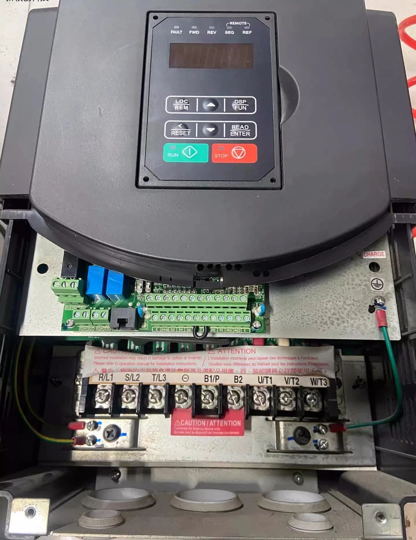 

F510-4025-H3 Trifásico 440V 38A 18.5KW 25HP
