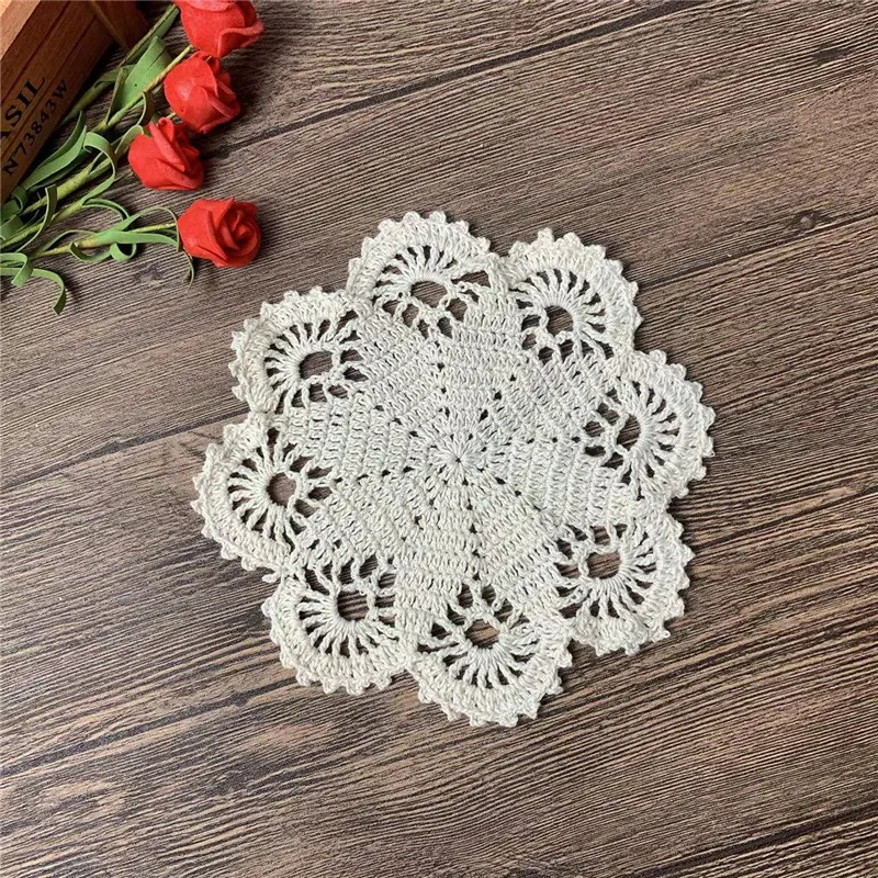 Round 15CM Vintage Cotton Handmade Crafts Crochet Flowers Table Placemat Cloth Coffee Mug Mat Pad Banquet Home Outdoor Decor