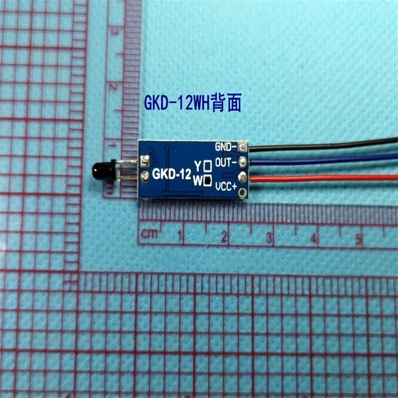 GKD-12WH مفتاح تيار مستمر صغير للغاية للتحكم في ضوء الطاقة 3V5V9V12V