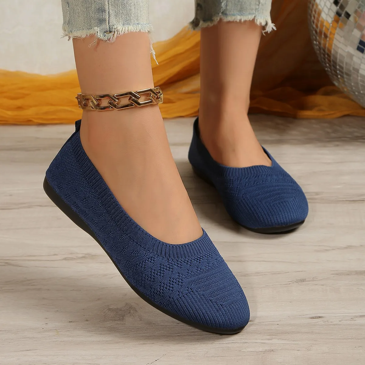Women Flats Pointed Toe Flat Shoes Women Solid Color Slip on Design Casual Breathable Women Loafers Comfortable Shoes Size 36-43