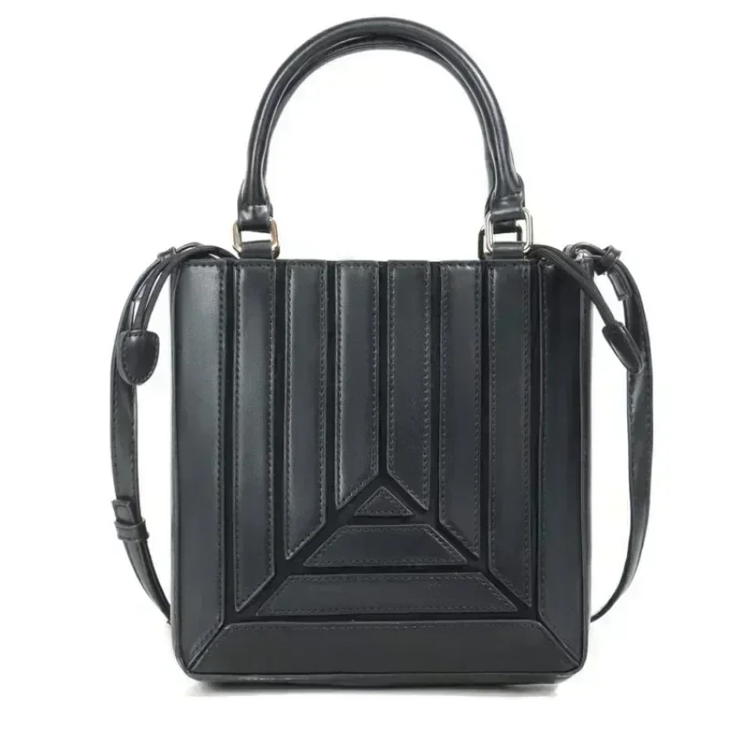 

Stylish Classic Designer Paris Leather Diaper Bag For Women Luxury Shoulder Purse Fashionable Trendy Letter Logo Style