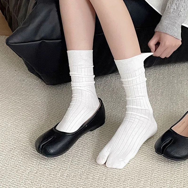 Japanese Tabi Toe Socks Men Women Harajuku Sweaty Deodorant Breathable Two Finger Socks Striped Flip Flop Toe Separation Sock