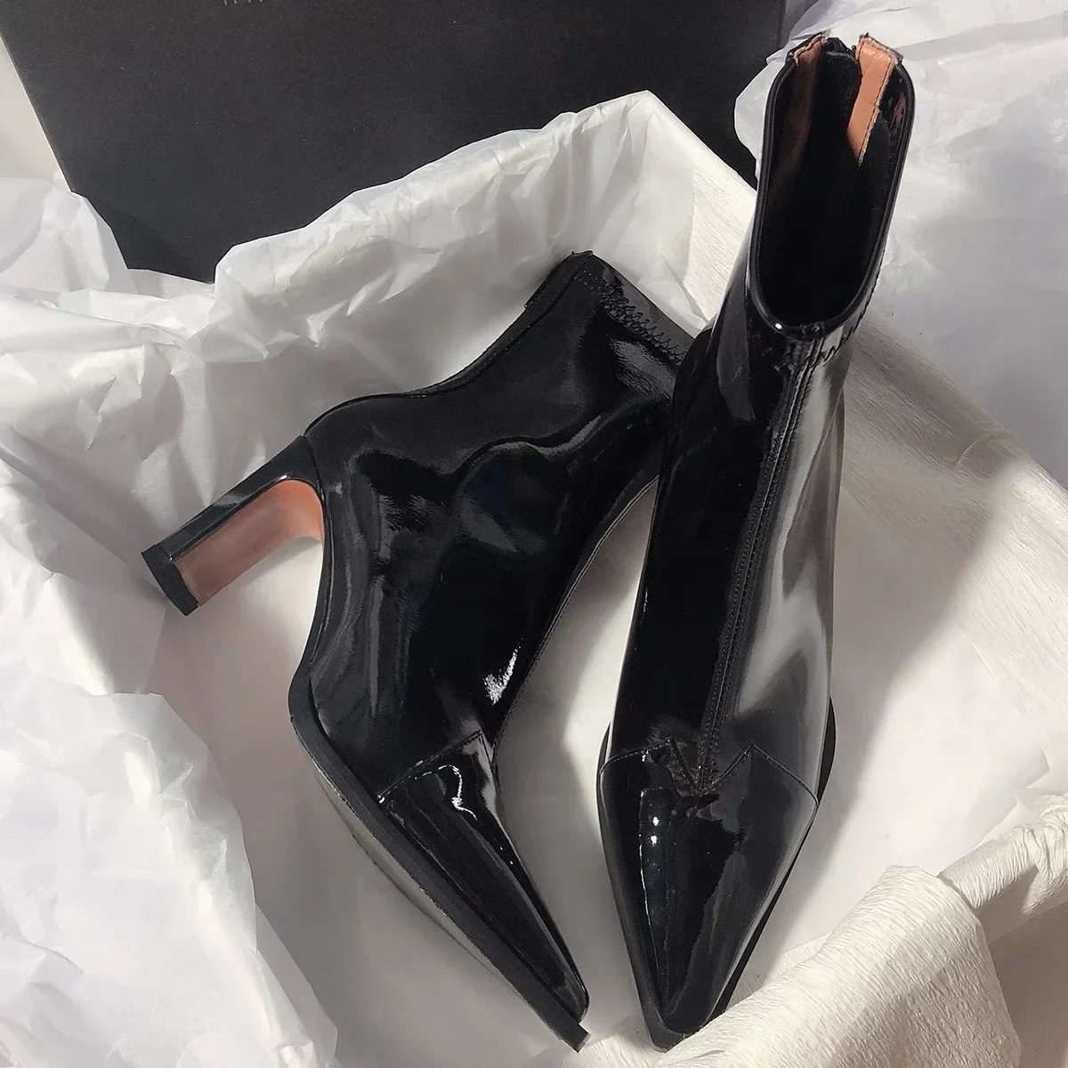 

Женские короткие сапоги на высоком каблуке, модная обувь на молнии, осенне-зимняя обувь в стиле ретро с острым носком, женская обувь для танцев и вечеринки, выпускного вечера