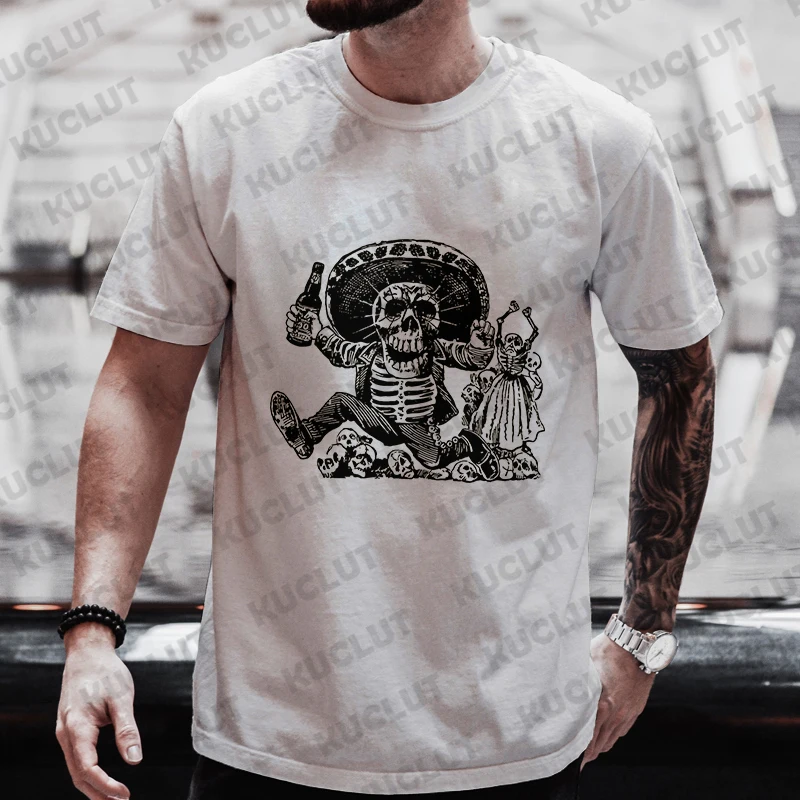 Friday Cheers Men's T-Shirt Skeleton Enjoying Beer Drink Day Tees Finally Friday for Beer Lovers Male Clothes Short Sleeve Tops