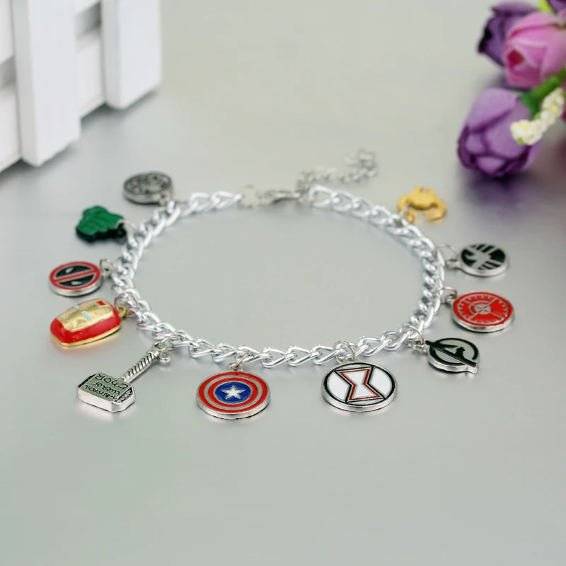 Marvel The Avengers Charms Bracelets for Women With Captain America Iron Man Deadpool Rocky Thor's Hammer Pendant Pulseira