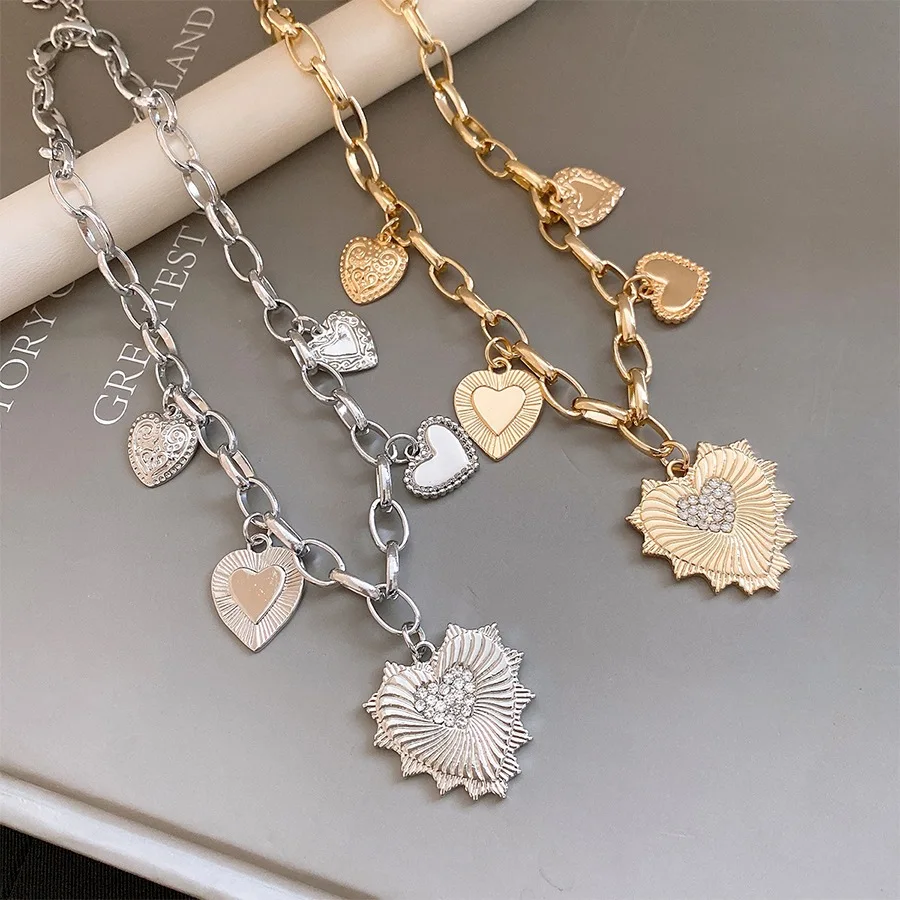 Chunky Chain Heart Pendant Necklace Rhinestone Love Charm Choker Y2K Vintage Chain Women Streetwear Fashion Jewelry Gift