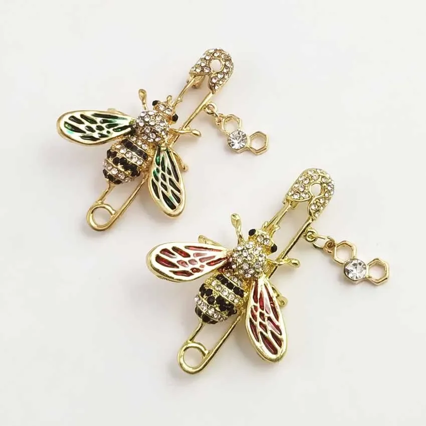 1pc Classic Little Bee Brooch for Women Men Lovely Bee Insect Brooches Pins Jewelry Clothing Accessories Party Gifts 2026