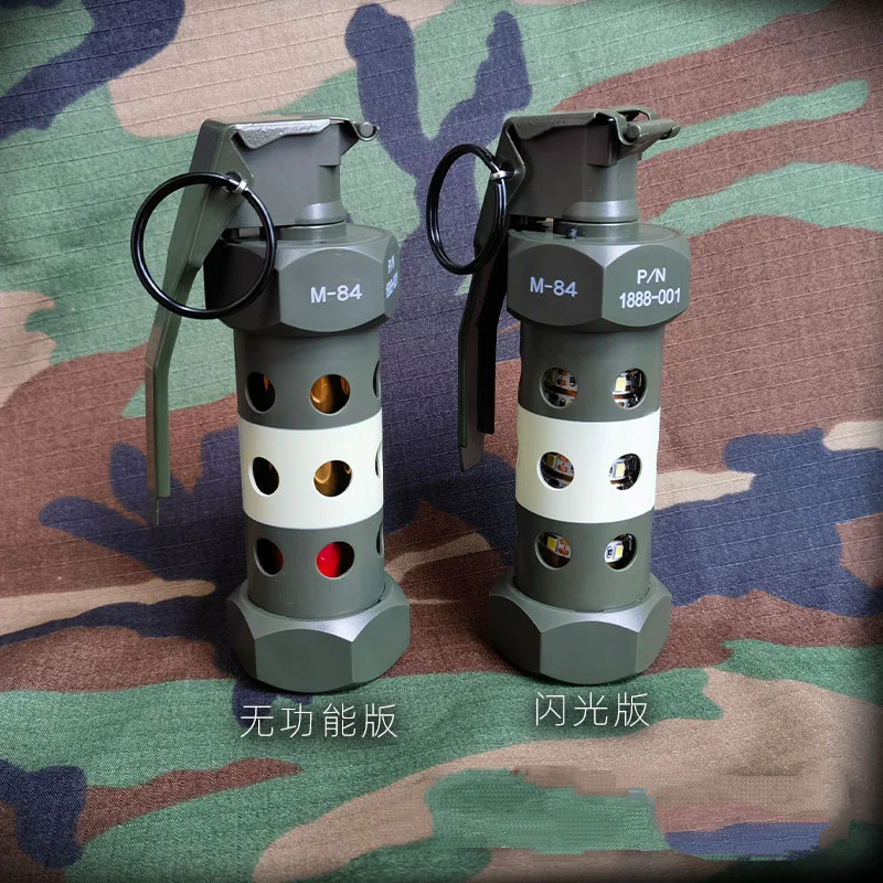 Tactical Cosplay Nylon Toys Dummy Model M84 Flashbang Dummy Model Outdoor Camping Emergency Lighting