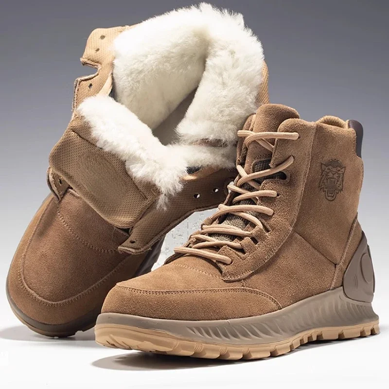 Snow Boots Shoes for Men's Leather and Fur Wool One Piece Winter Thickened Warm Wool Increase Shoes High Top Casual Cotton Shoes