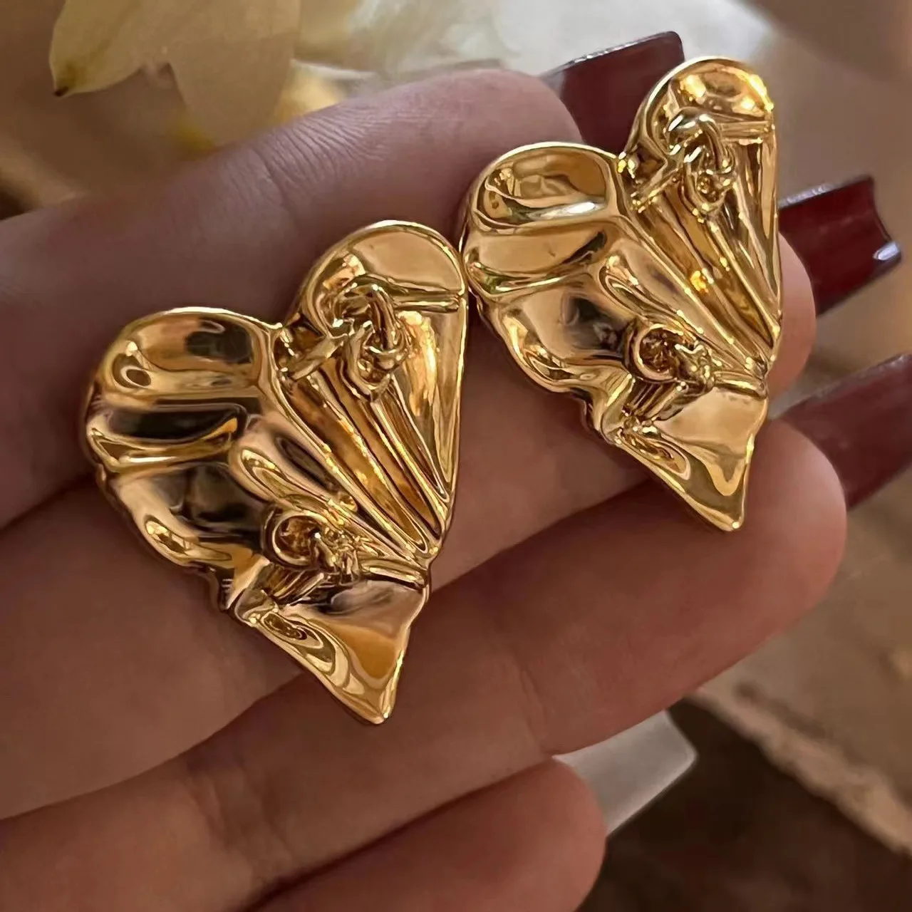 

Brass With 18K Knot Heart Stud Earrings Women Jewelry Punk Party T Show Gown Runway Korean Japan INS