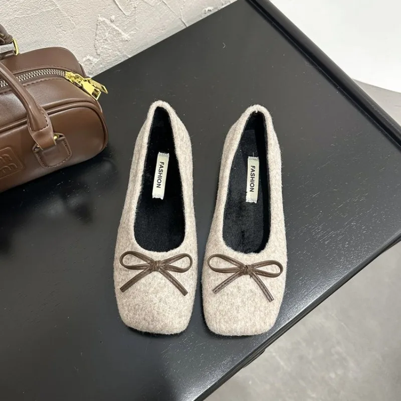Chaussures simples en daim à bout carré pour femmes, début du printemps, nouveau vent doux de soirée tardive Mary Jane