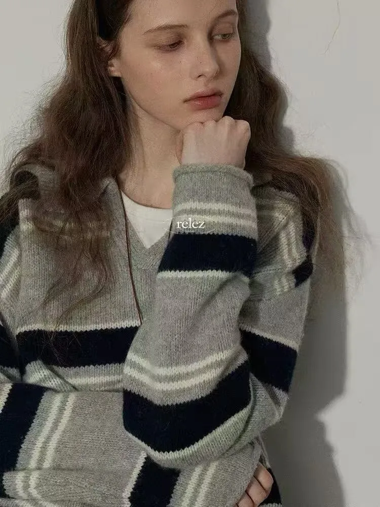 

2026 весенний новый свободный свитер с цветными блоками, женский вязаный свитер из 100% шерсти, французский пуловер с v-образным вырезом, модный женский топ