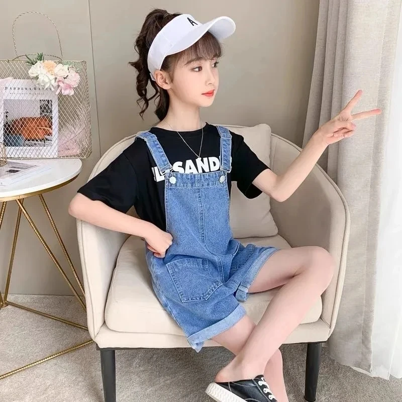 2024 New Baby Strap Shorts Summer Korean Version Slim Girls Capris Children\'s Jumpsuit Denim Shorts Adjustable Summer Pants