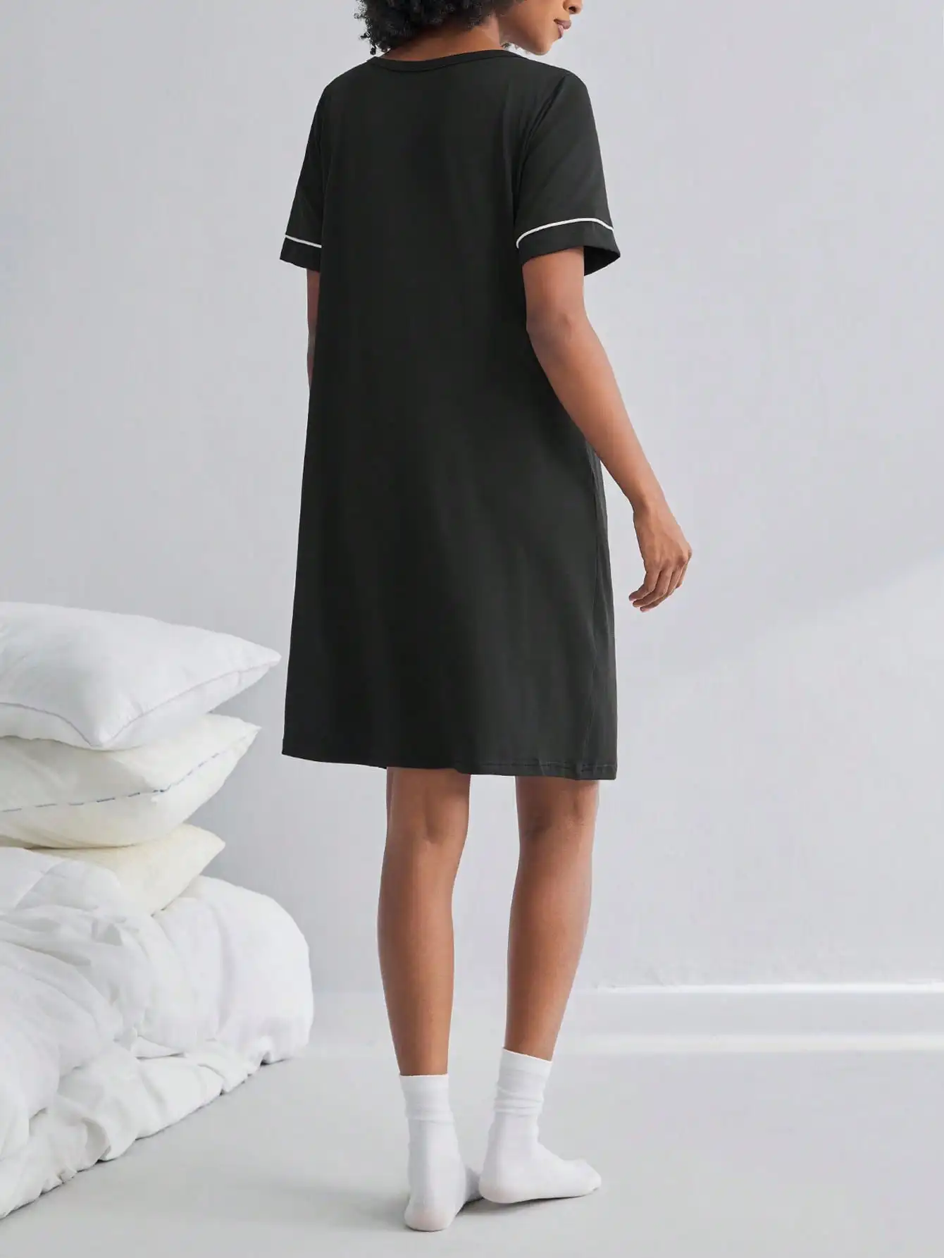 Maternity V-Neck Short Sleeve Button-Front Sleep Dress with Pocket