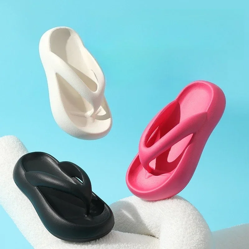 

Новинка лета 2024, женские шлепанцы на толстой подошве, стильные сандалии-стринги из пены с эффектом памяти, пляжная уличная модная одежда