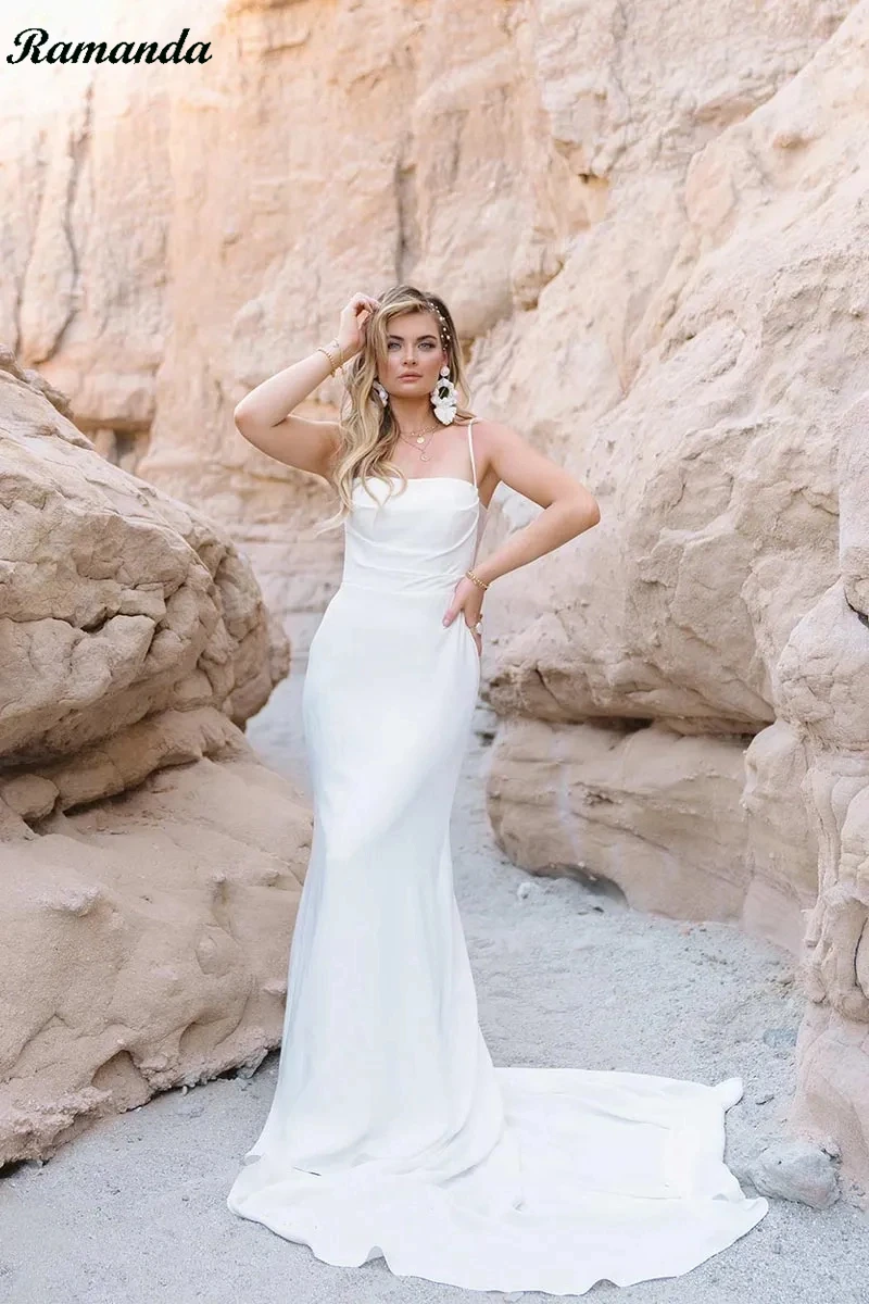 Ramanda Elegante abito da sposa con spalline sottili Colletto quadrato senza schienale Abiti da sposa Fiocco Principessa Vestido De Noiva Personalizzato