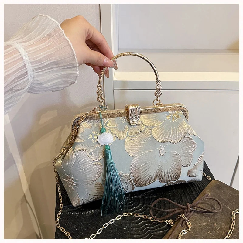 

Chinese Style Embroidered Shoulder Bag Elegant Handbag Retro Small Square Bag Wedding Party Luxury Designer Women Evening Clutch