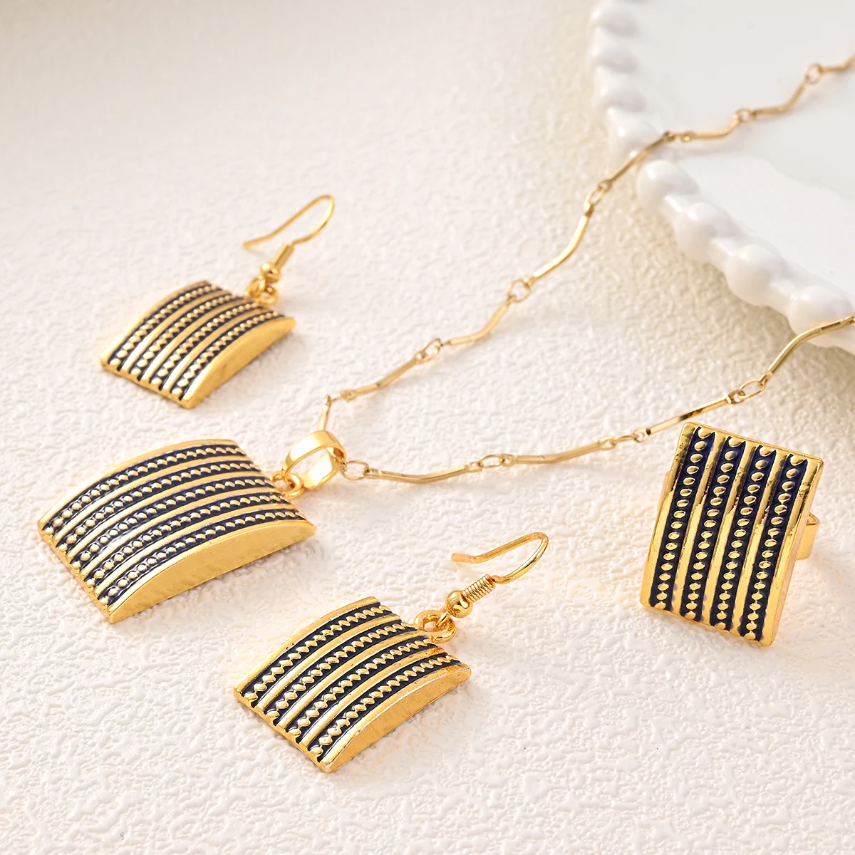 Stylish Black Bilum Pendant Ne - огляд і ціна Women Fashion Png