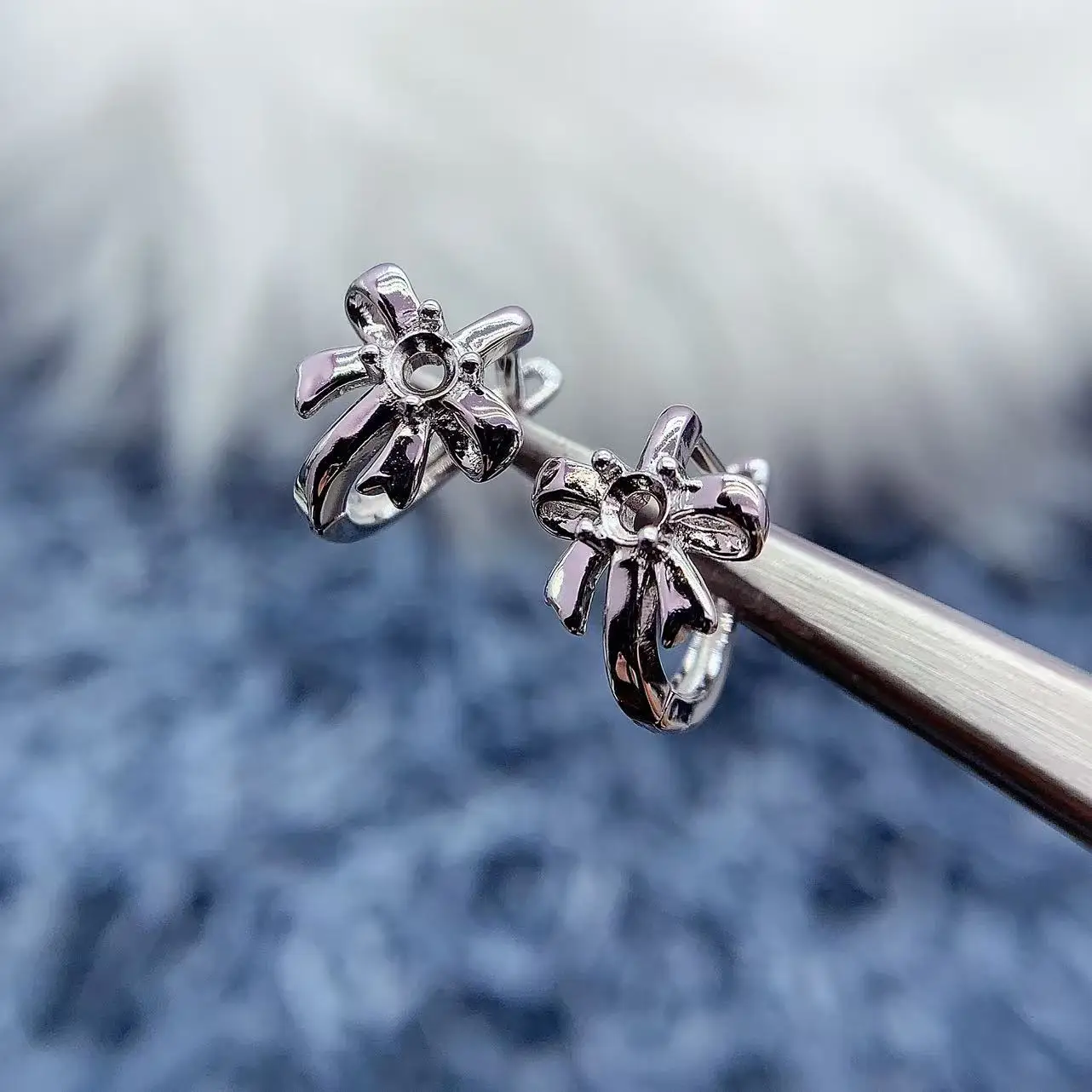 

MeiBaPJ Inlay 3*3mm Round Stone For Womens Earrings Settings S925 Sterling Silver Zircon Classic Jewelry Free Delivery Wholesale