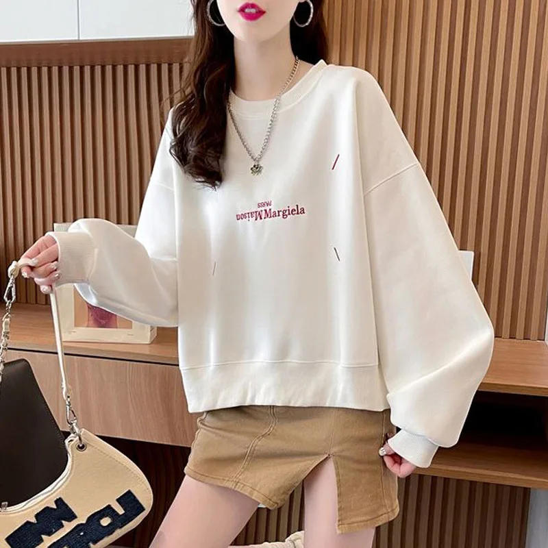 New Autumn Fashion Trend Design Sense Solid Color Loose Reducing Age Round Neck Versatile Casual and Simple Women\'s Sweater