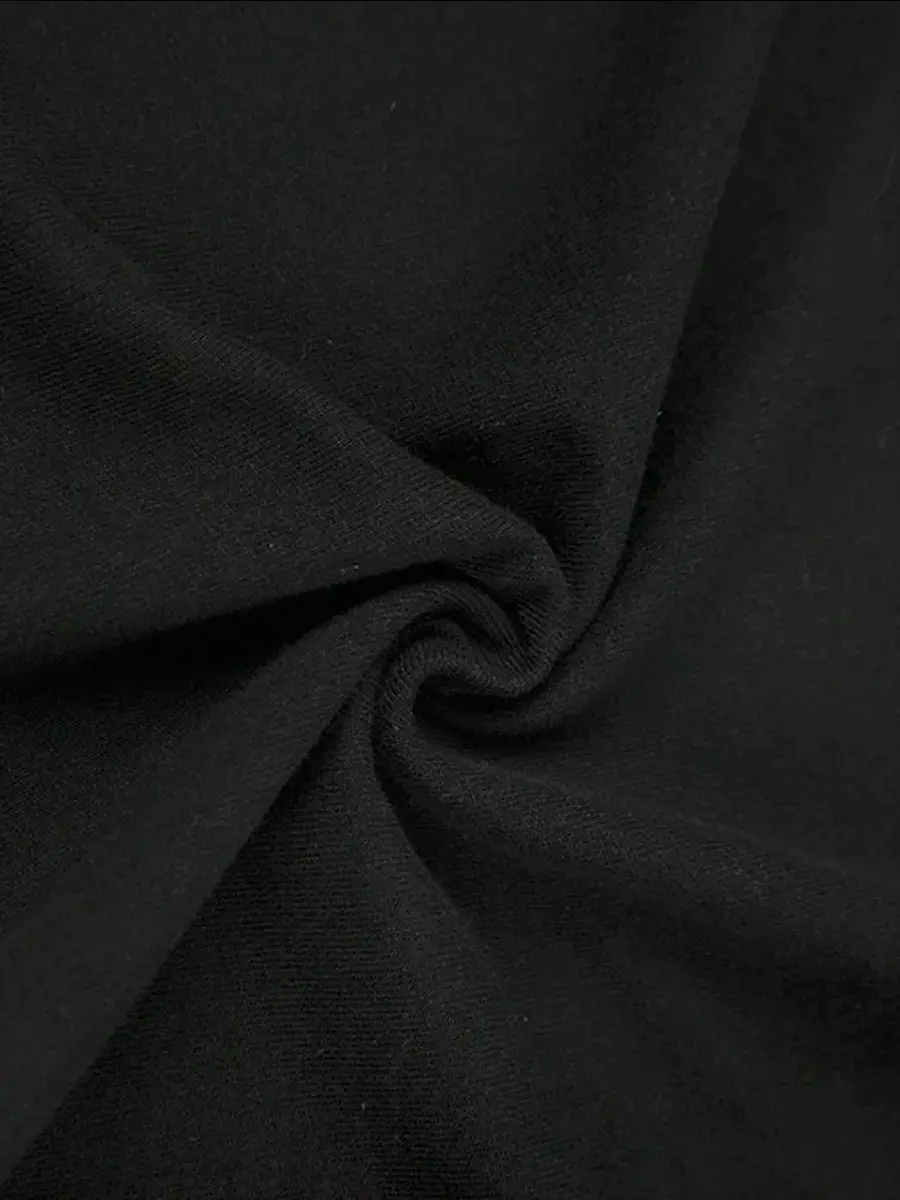 تي شيرت نسائي أسود هاي ستريت - 100% قطن عضوي فضفاض مزين بالزهور