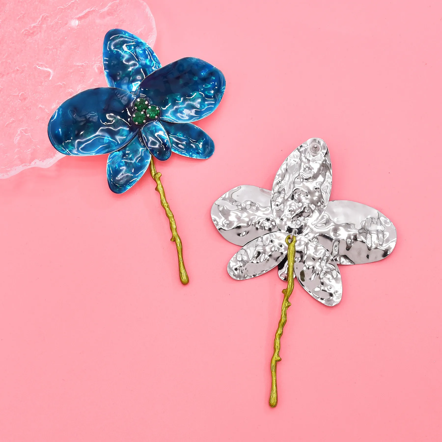 Red White Blue Alloy Painted Leaf Flower Stud Earrings for Women America New Fashion Exaggerated Earrings Jewelry Accessories