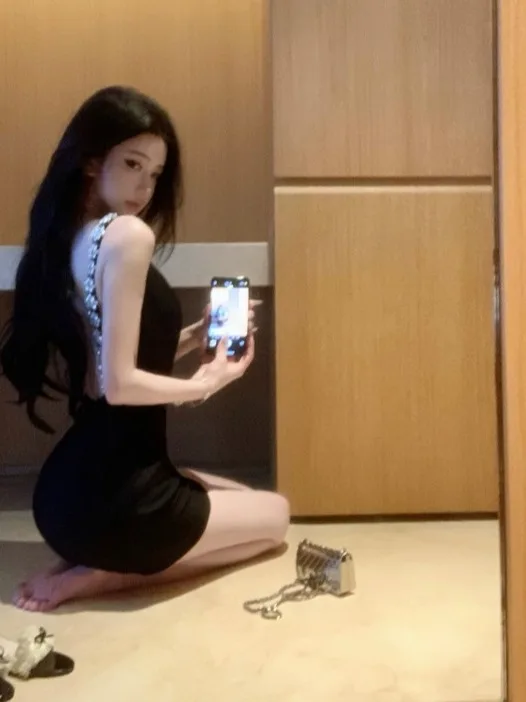 

Handmade High-End Sensation Birthday Dress Little Black Dress Exquisite Beading Open Back Strap Dress New Style A-Line Skirt