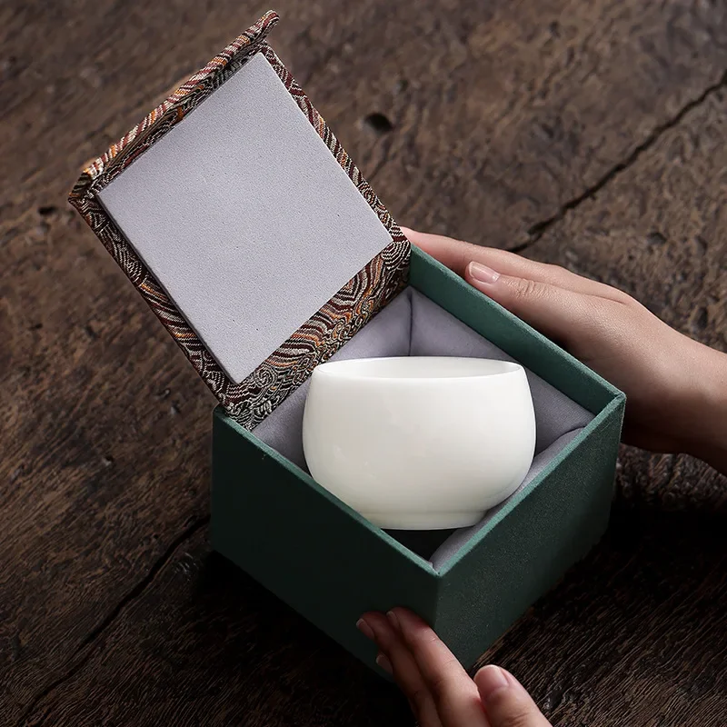 White High-end Mutton Fat Jade Porcelain Master Cup Kung Fu Tea Set Dehua White Porcelain Tea Cup as a Souvenir for the Elders