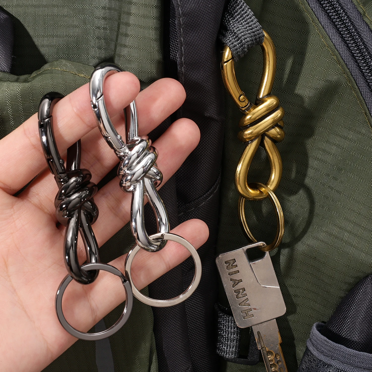 Twist Knot Keychain Zinc Alloy Carabiner 8-Shaped Bag Keyring Pendant O-shaped Metal Essential Carabiner Waist Hanging Keychains