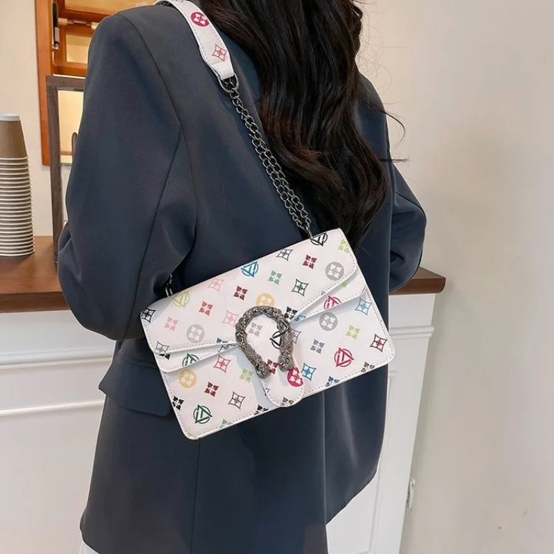 

Practical Handbag With Built In Key Clip For Women Organized Underarm Shoulder Bag For Never Losing Keys Again
