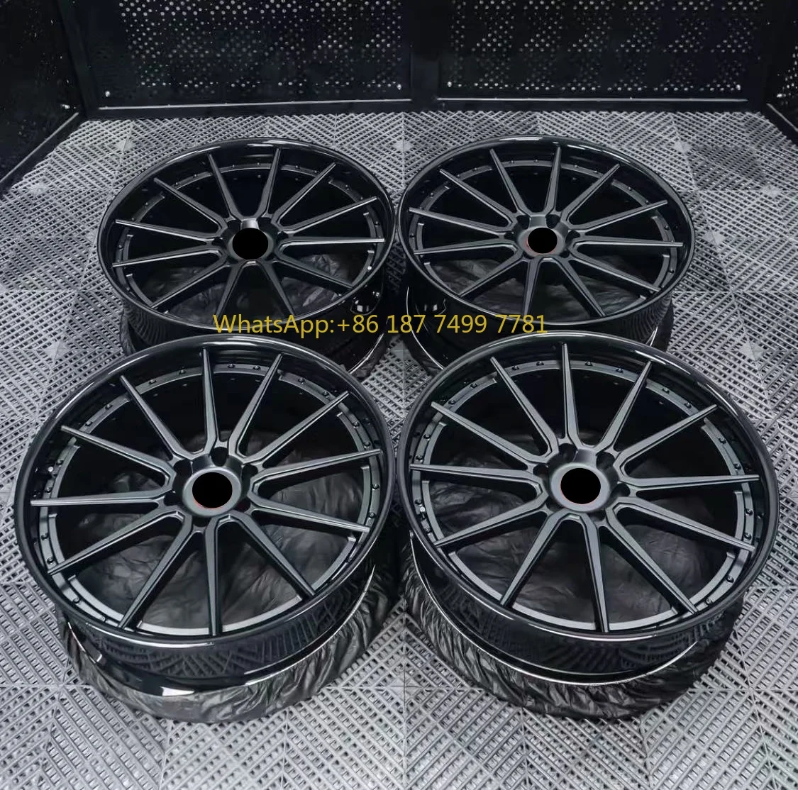

Hot Selling High Quality Customized Multi Spoke 2 Piece Design 19 20 21 22 23 Inch Forged Aluminum Alloy Car Wheel Rim
