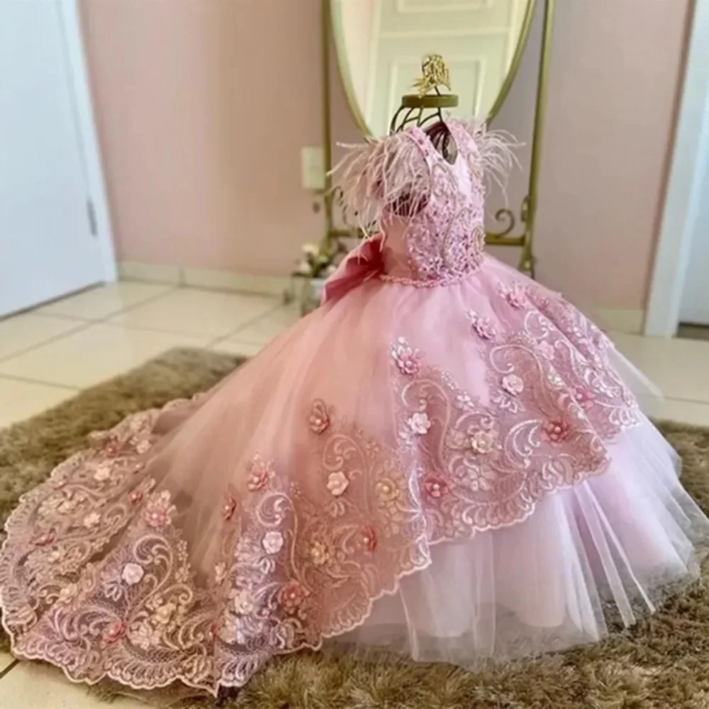 Abito da ragazza di fiore rosa per matrimonio Abito da ballo per prima comunione in pizzo gonfio senza maniche con fiocco in piume personalizzato