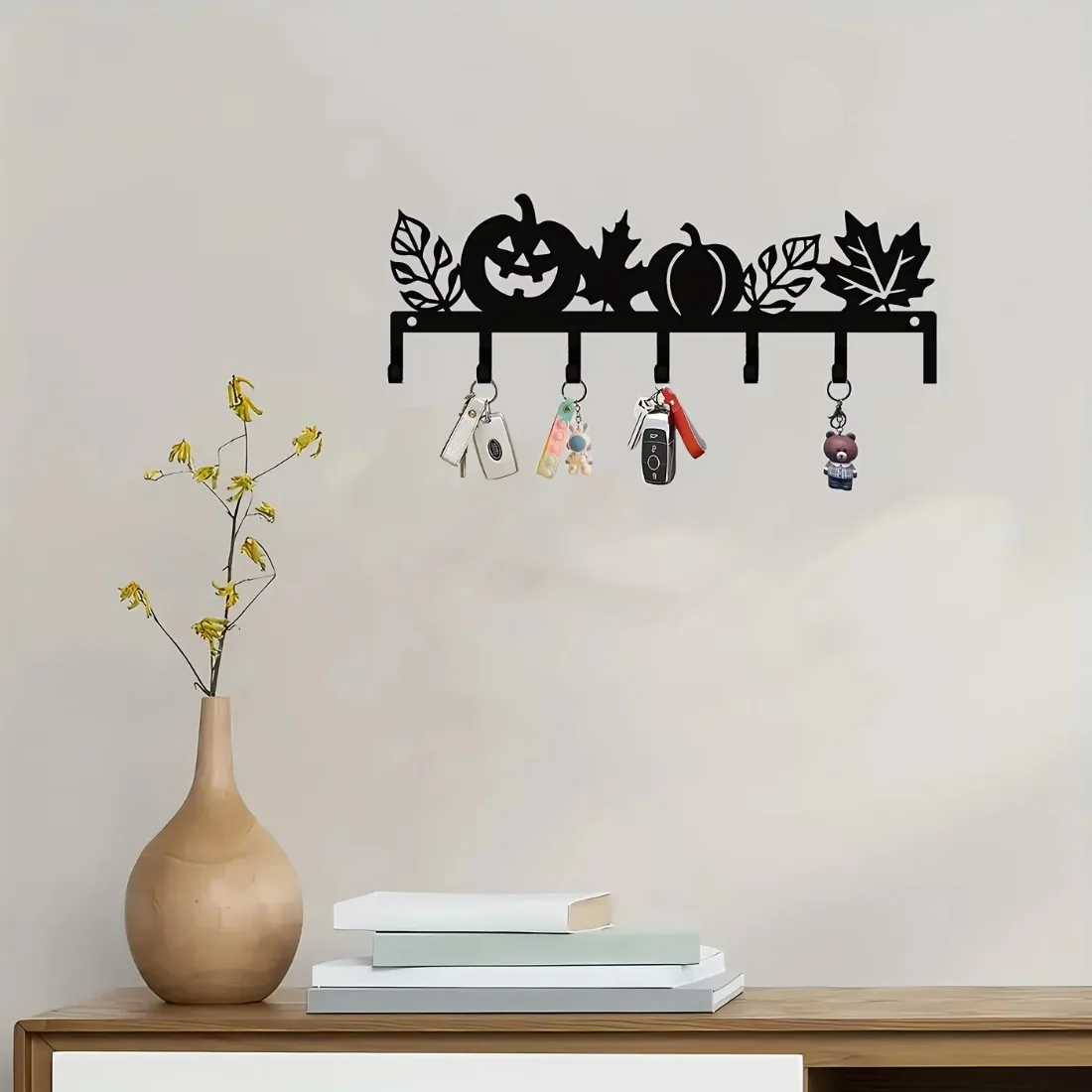 CIFBUY 1pc Halloween Pumpkin Theme Metal Key Holder Wall Hook Black Iron Wall Mounted Decorative Rack Living Room