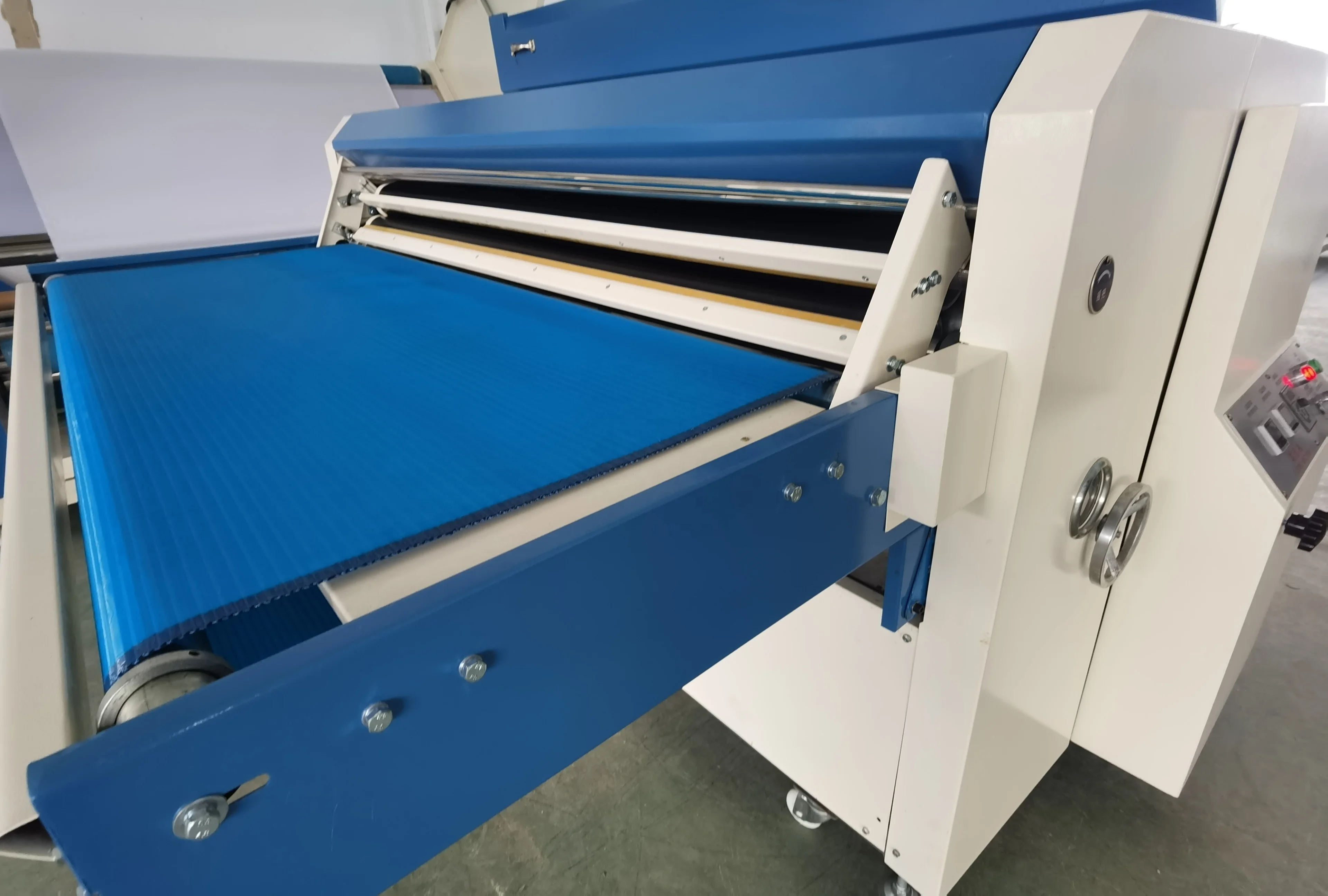 Fusing press machine NHG-1600 continous garment clothes fusing machine