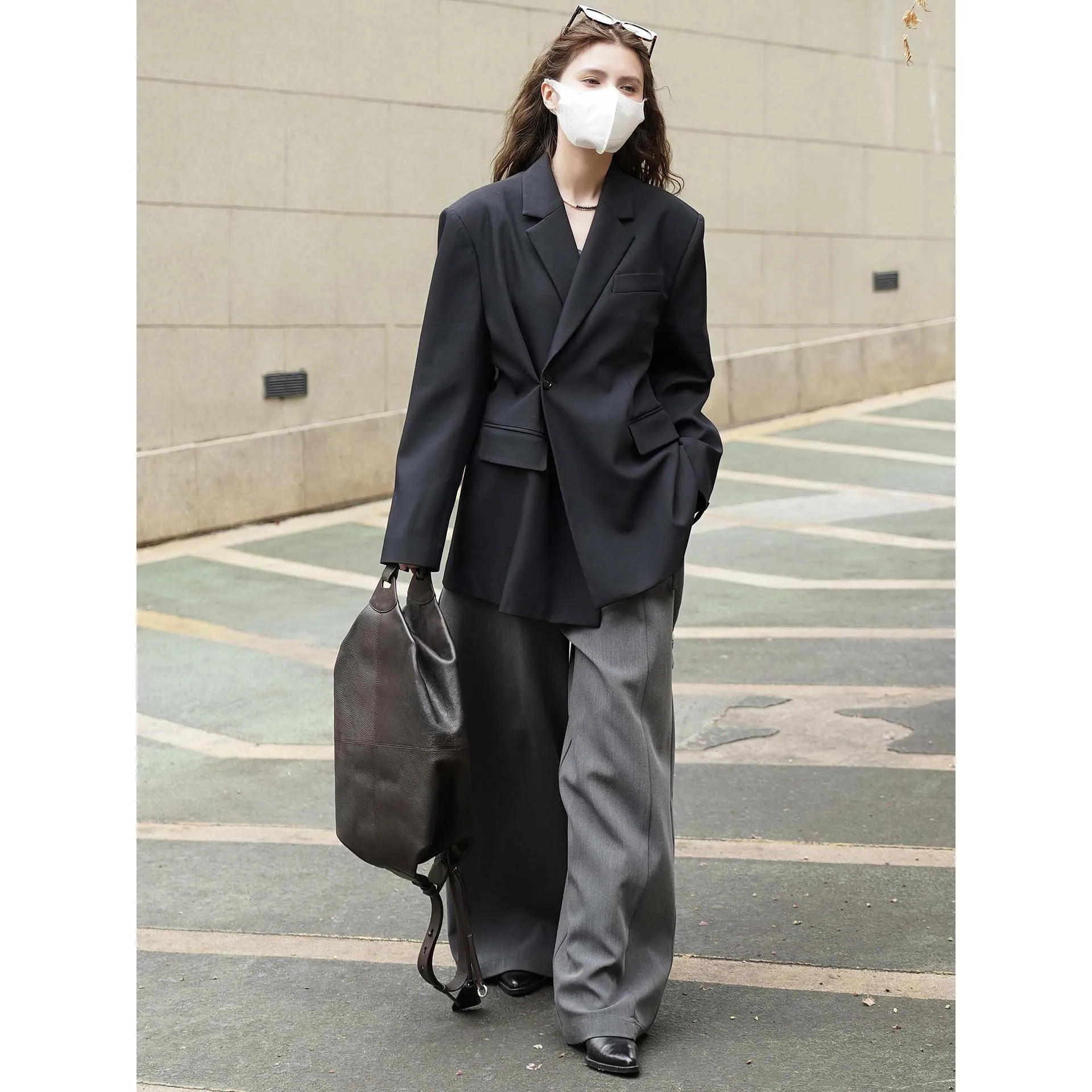 

Зима 2025 года, новый стиль, корейский модный дизайн, косой костюм с разрезом сзади, свободное темпераментное тонкое пальто для женщин