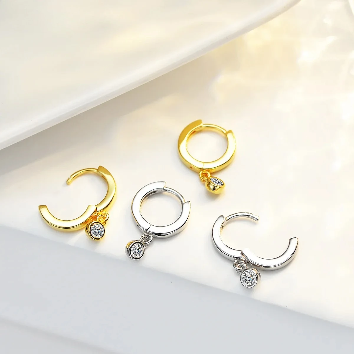 KyanGem Women's Bubble-Style 18K Gold Earrings Minimalist Wedding-Inspired Total 0.2 Carat Moissanite Platinum PT950 Ear Studs