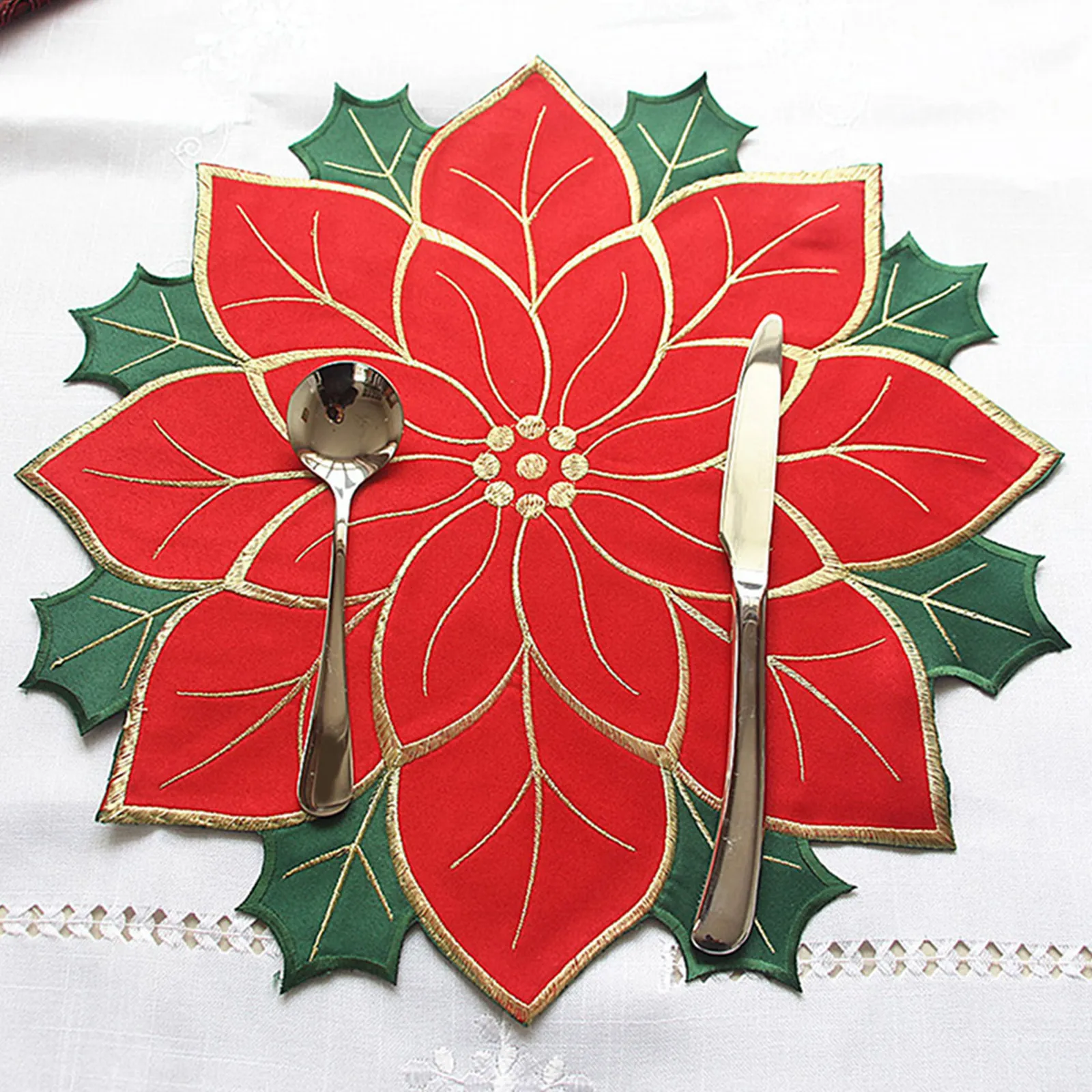 4Pcs Christmas Poinsettia Embroidered Placemats Heat Resistant Insulated Table Protection Reusable Decorative Dinner Party Table