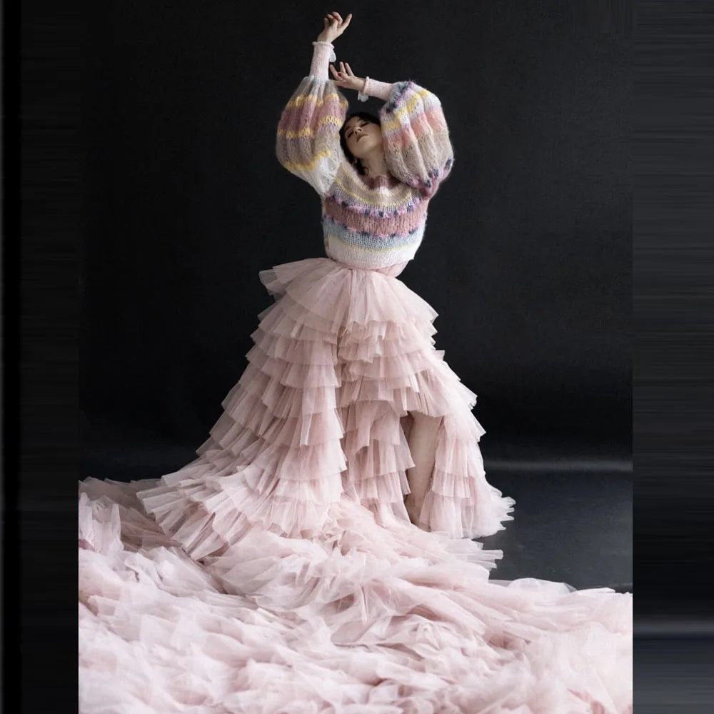 

Stunning Blush Pink Bridal Skirts For Photoshoots Tiered Puffy Ruffles High Slit Tutu Evening Party Skirt