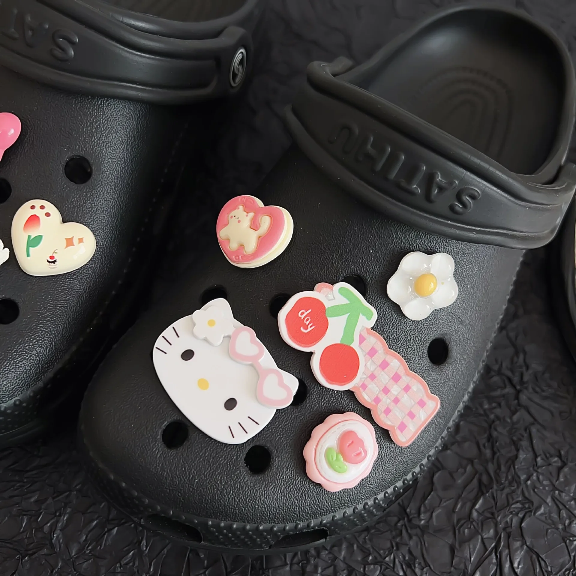 Sweet Cute Girly Charms Designer Elegant Vintage Hello Kitty bow Shoe Jewelry All-match Flower Shoe Charms for Hole Shoes - view 5