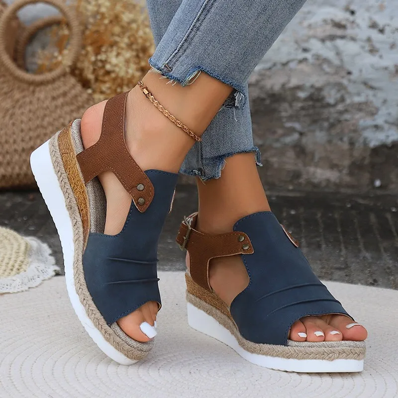 

Women's Platform Sandals with Elevated Heel Support Adjustable Buckle Strap & Breathable Construction for Casual Comfort Wear