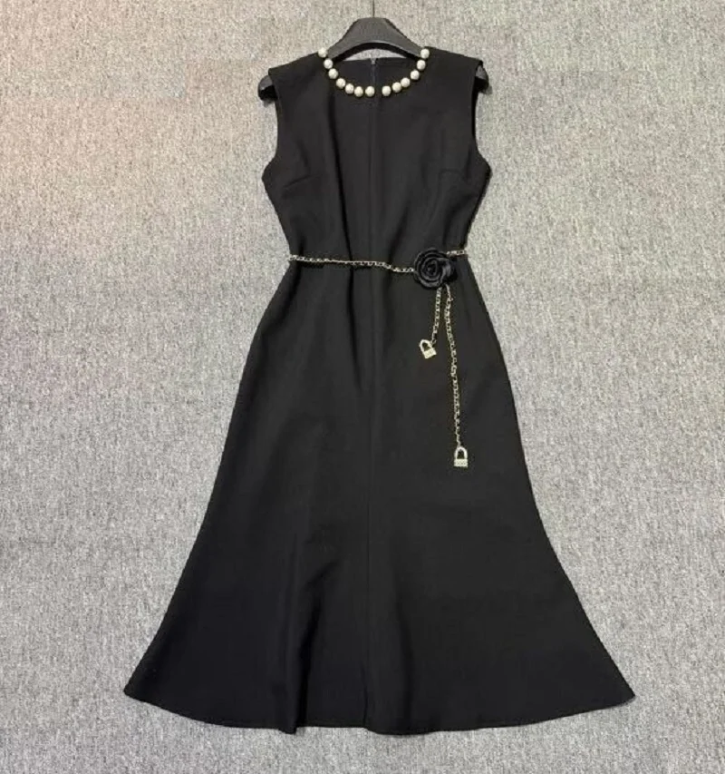 Top qualité nouvelle robe d'hiver 2025 mode Style femmes fait à la main perles fleur ceinture déco sans manches Midi moulante robe sirène