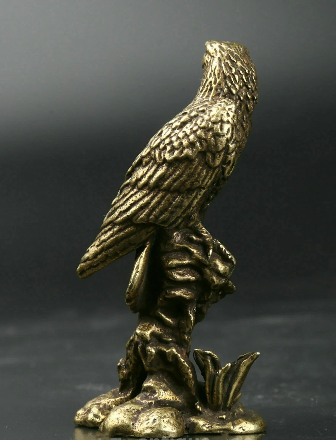 66MM Small Curio Chinese Bronze Animal Black-eared Kite Hawk Eagle Glede Statue