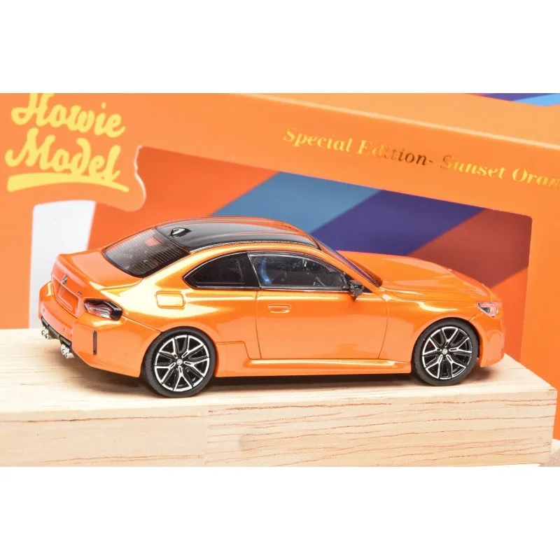 Em estoque: 1:64 BMW M2 G87 modelo de carro de liga de simulação fundida, brinquedo para meninos, item de exibição colecionável para adultos.